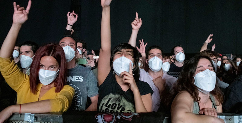 Love of Lesbian fans in the front row