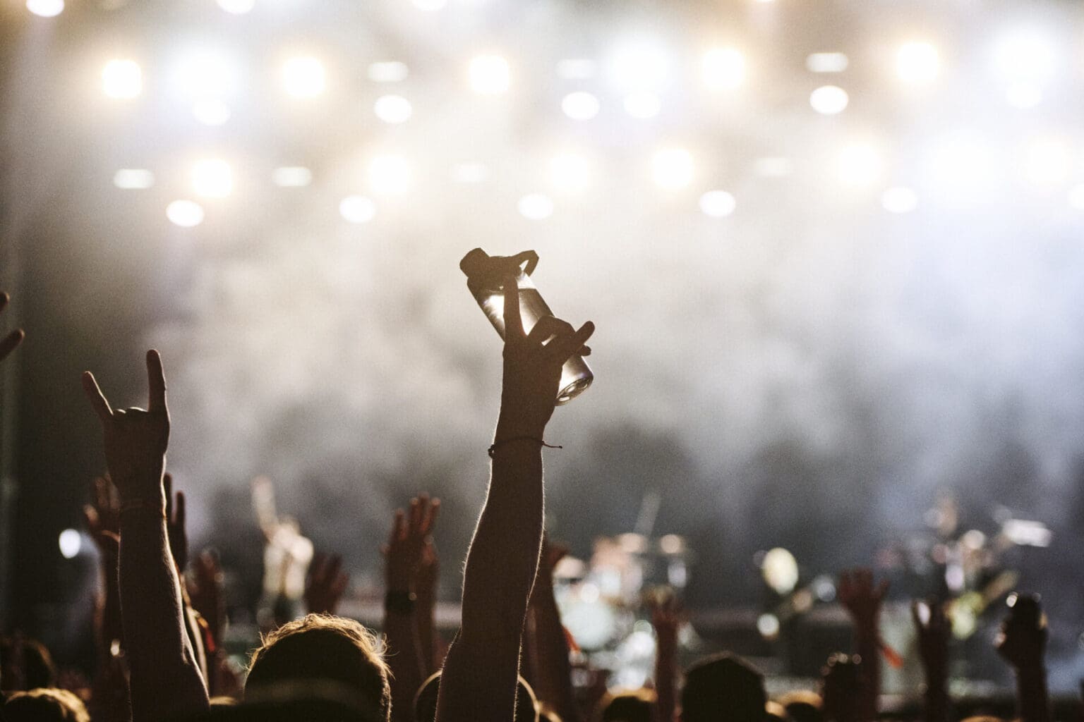 New Australian pension laws blamed for festival cancellations