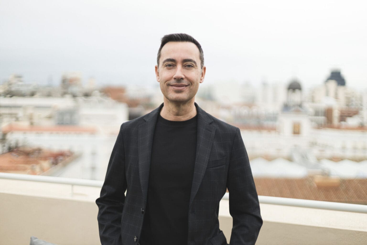 UMHL strikes deal to expand programming and hospitality offering at London's Outernet
